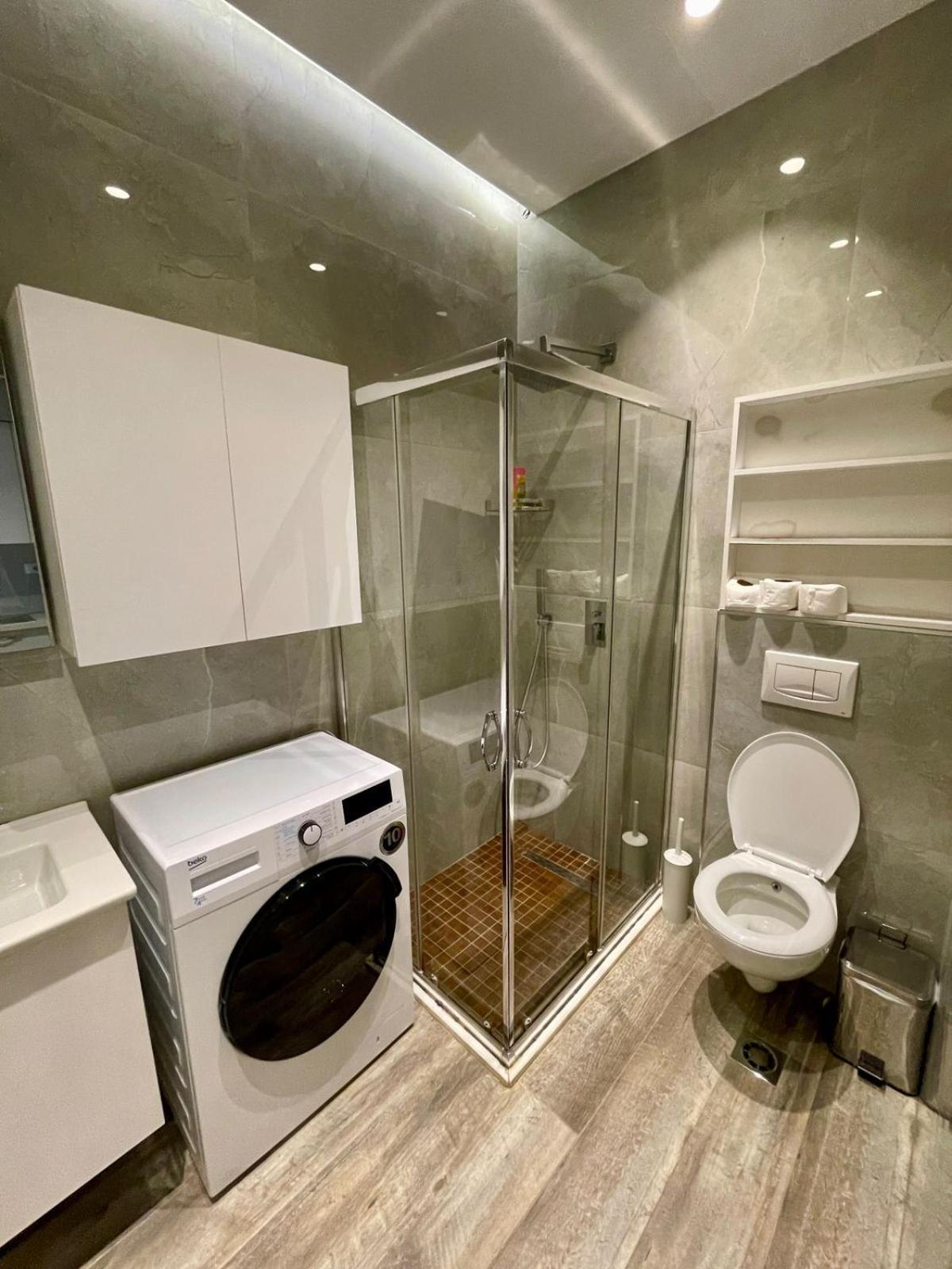 Premium City Studio & Suite Тирана Экстерьер фото