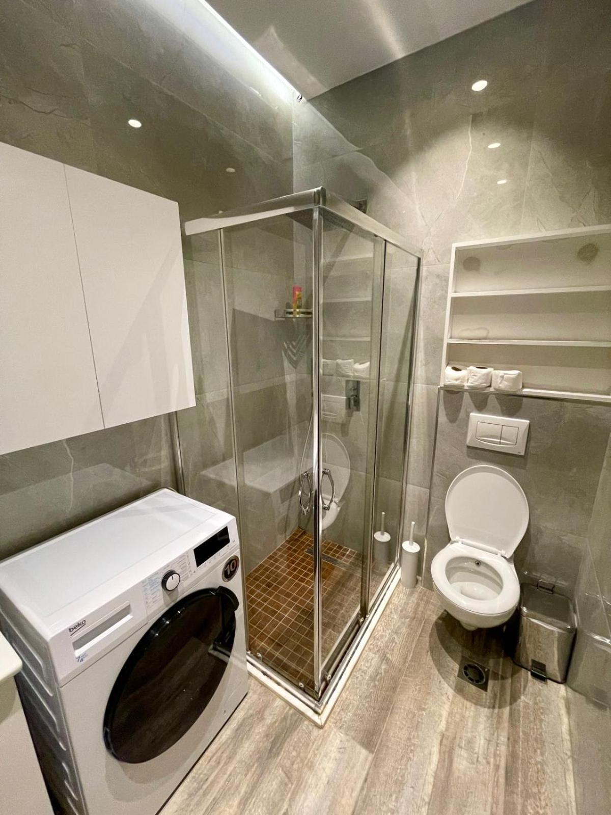 Premium City Studio & Suite Тирана Экстерьер фото
