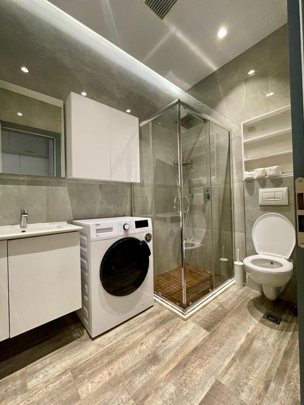 Premium City Studio & Suite Тирана Экстерьер фото